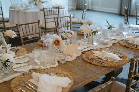 Setting the Scene: The Enchanting Power of Table Decor in Weddings