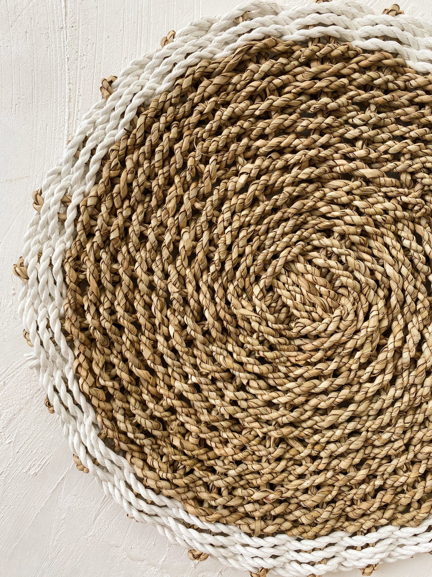 Kerinci Seagrass Placemats and Wall Basket