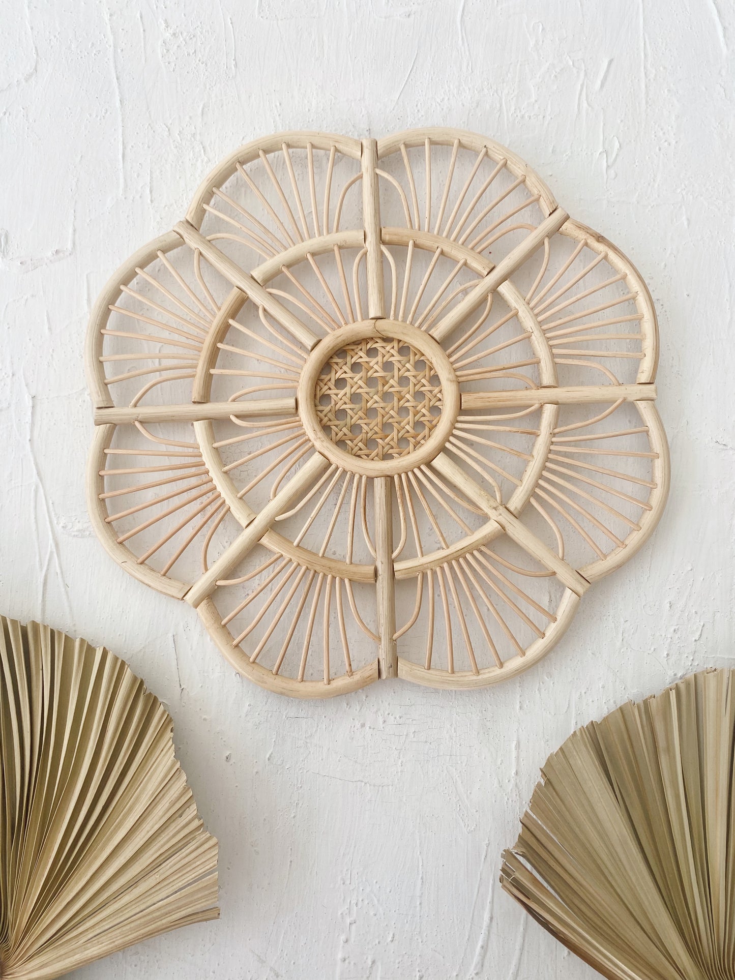 Kembang Flower Round Rattan Decor Wall Art