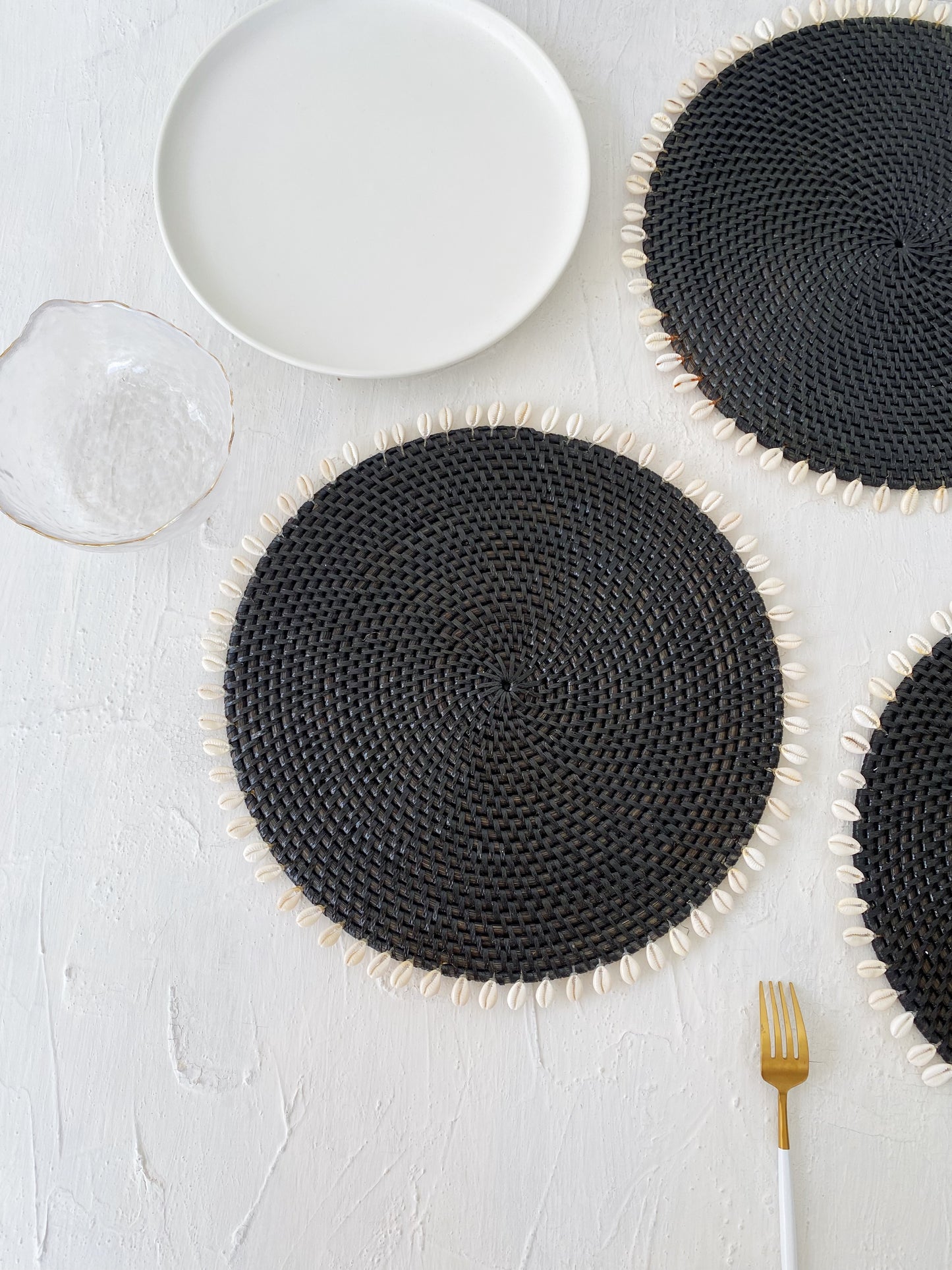 Black Rattan Shell Placemats