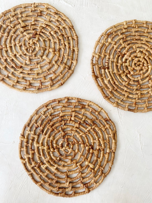 Maze Water Hyacinth Decor