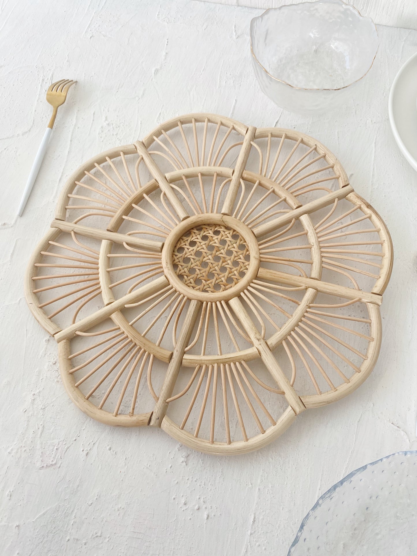 Kembang Flower Round Rattan Decor Wall Art