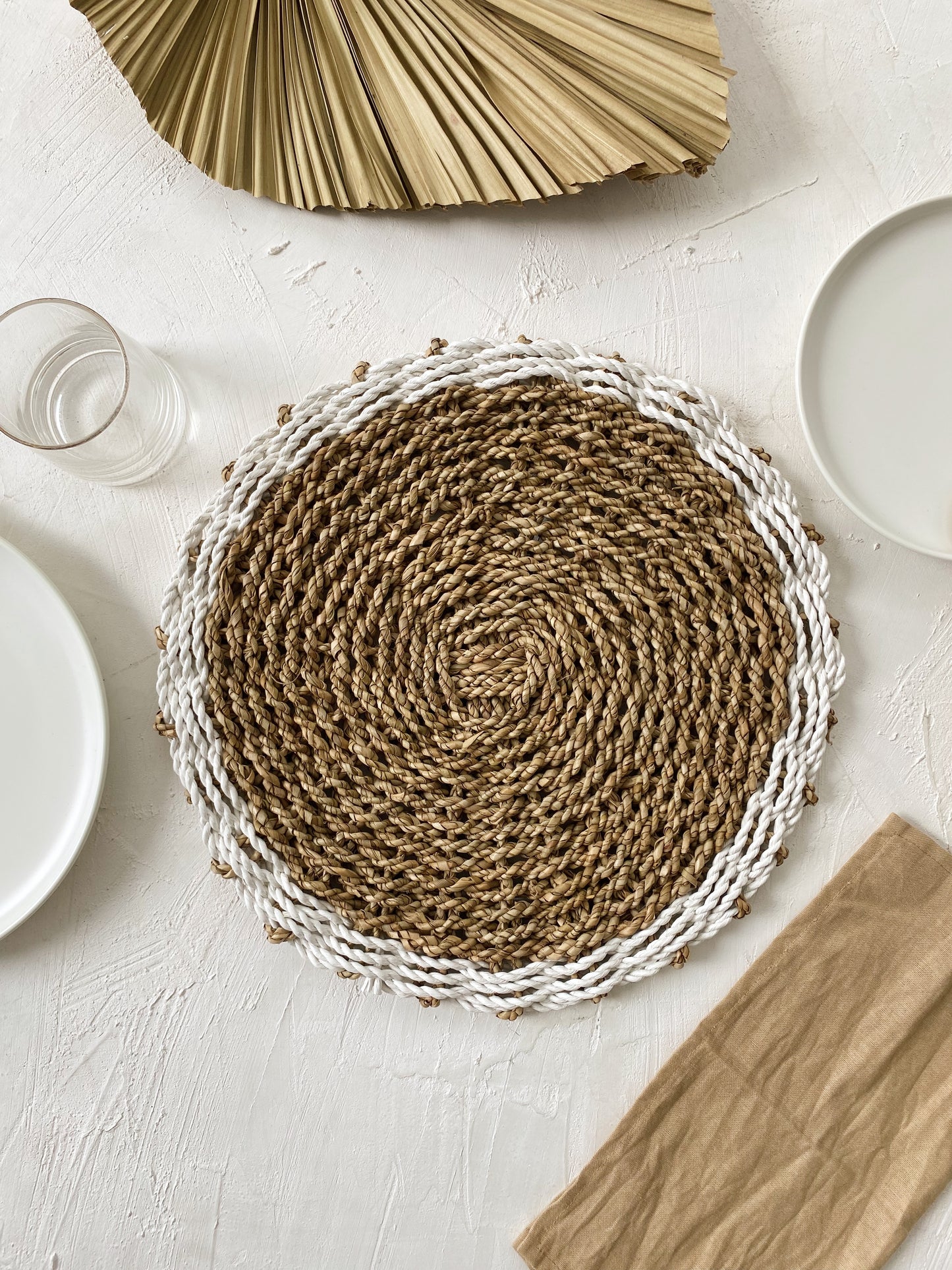 Kerinci Seagrass Placemats and Wall Basket