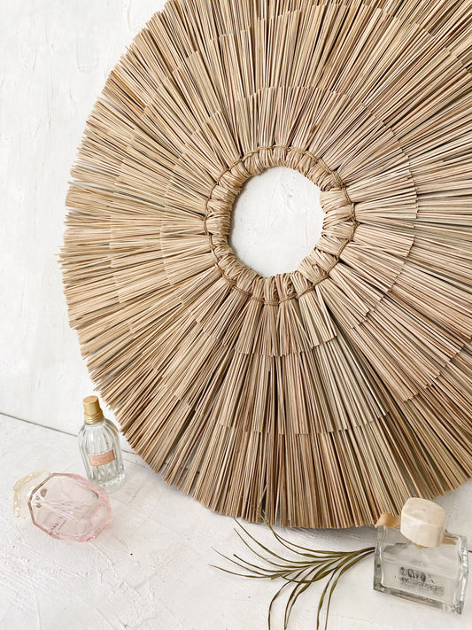 Mraya Mendong Big Round Wall Decor