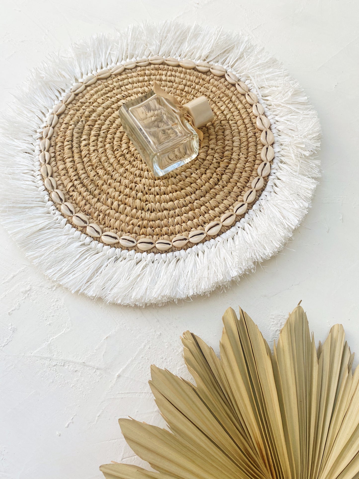 Raffia Shell White Fringe Placemats