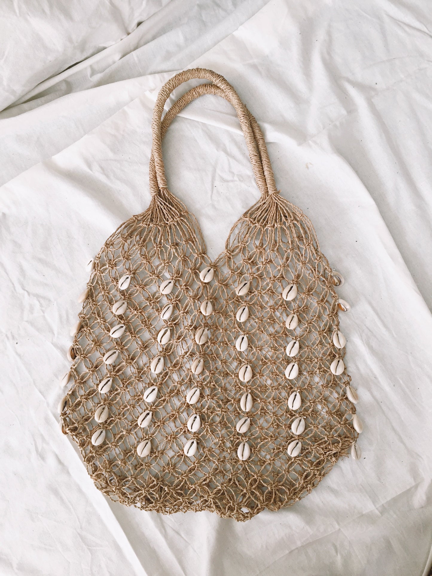 Straw Shell Tote Bag