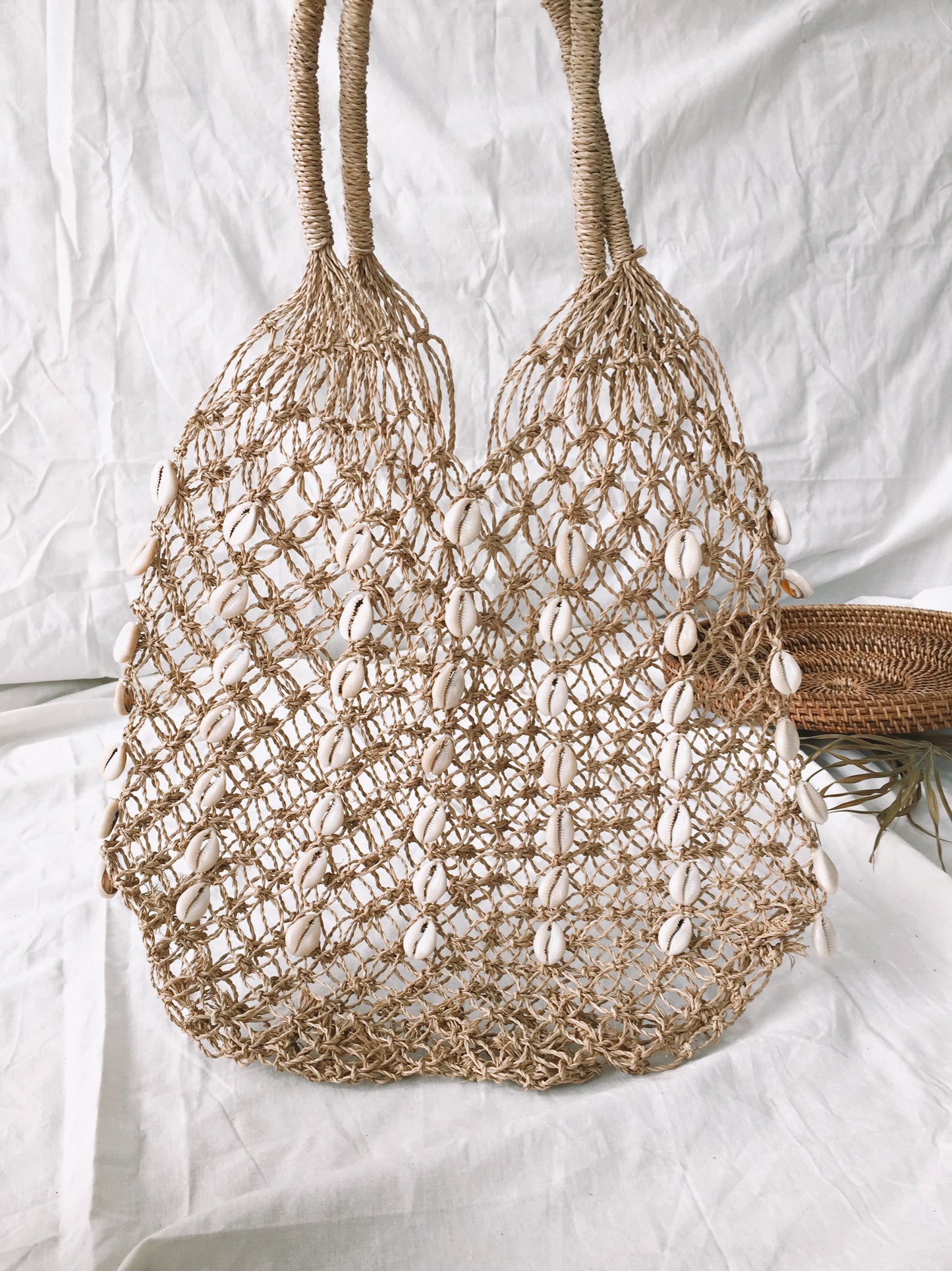 Straw Shell Tote Bag