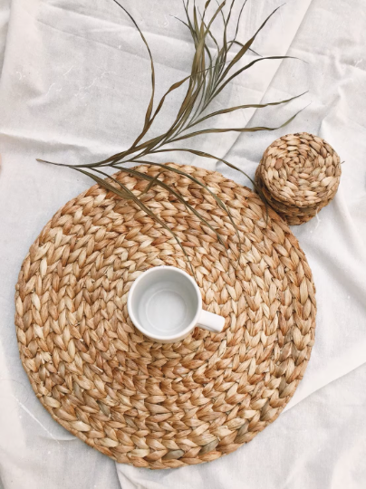 Round Hyacinth Boho Placemats