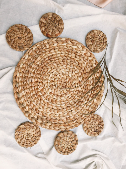 Round Hyacinth Boho Placemats