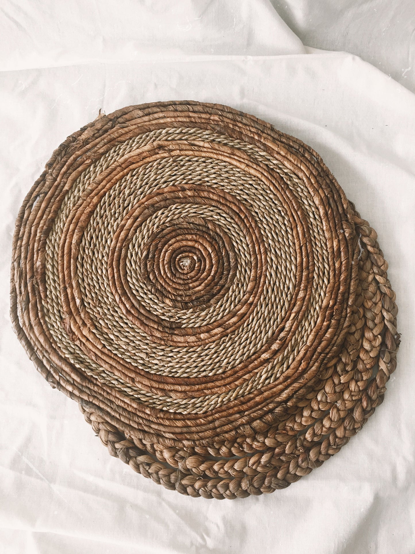 Banana Seagrass Decor