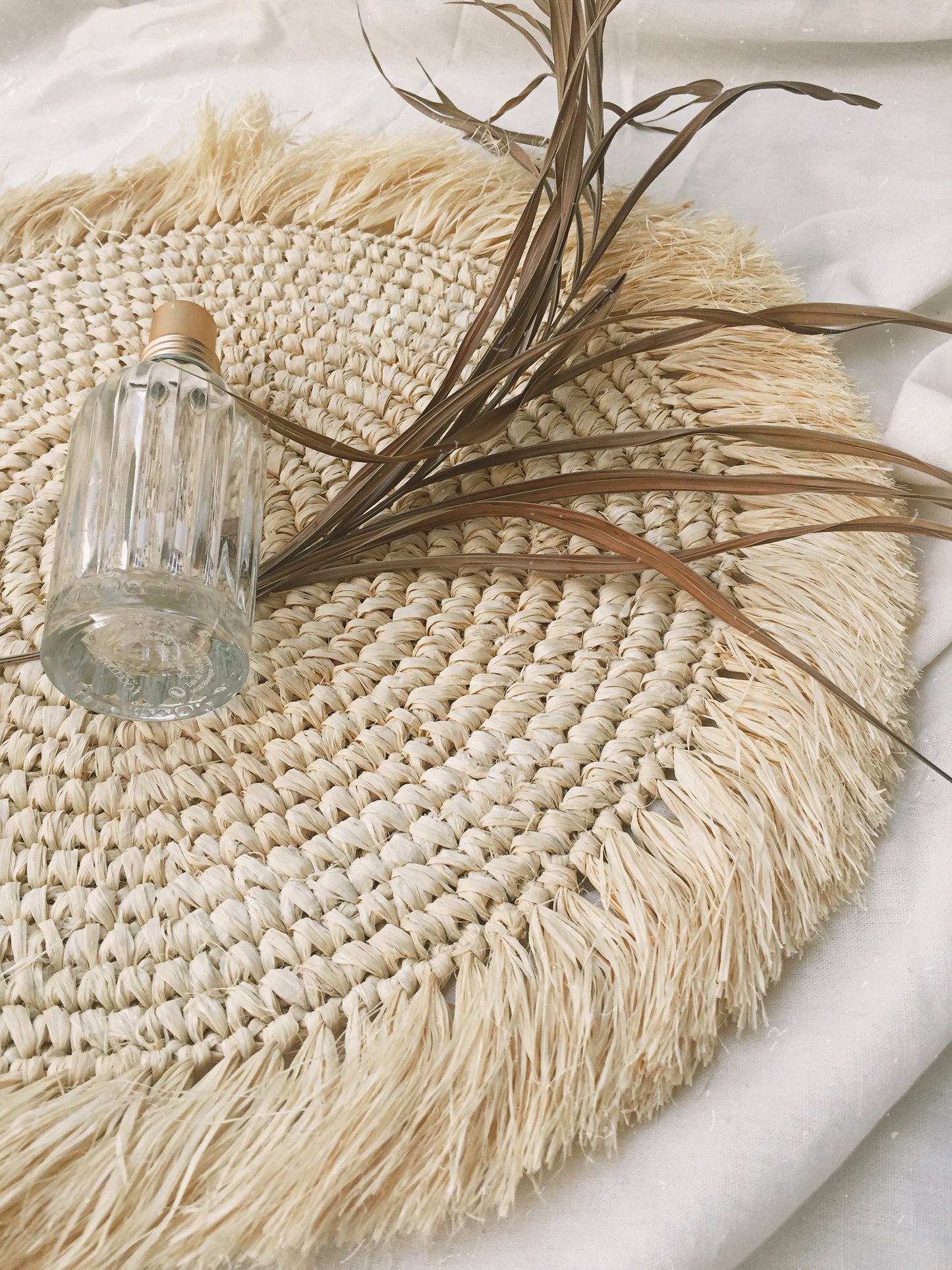 White Bleach Raffia Fringe Placemats