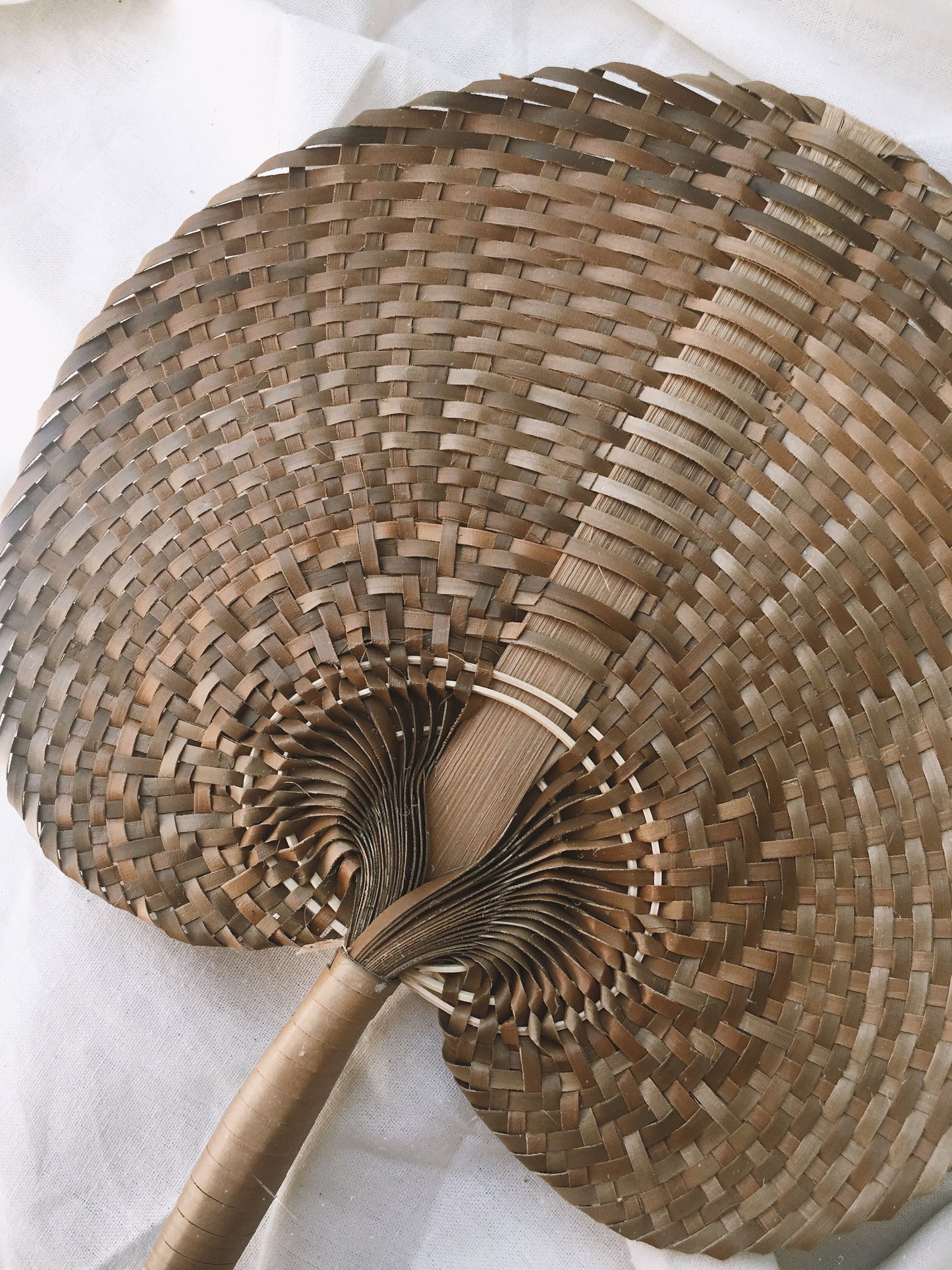 Wicker Straw Fan