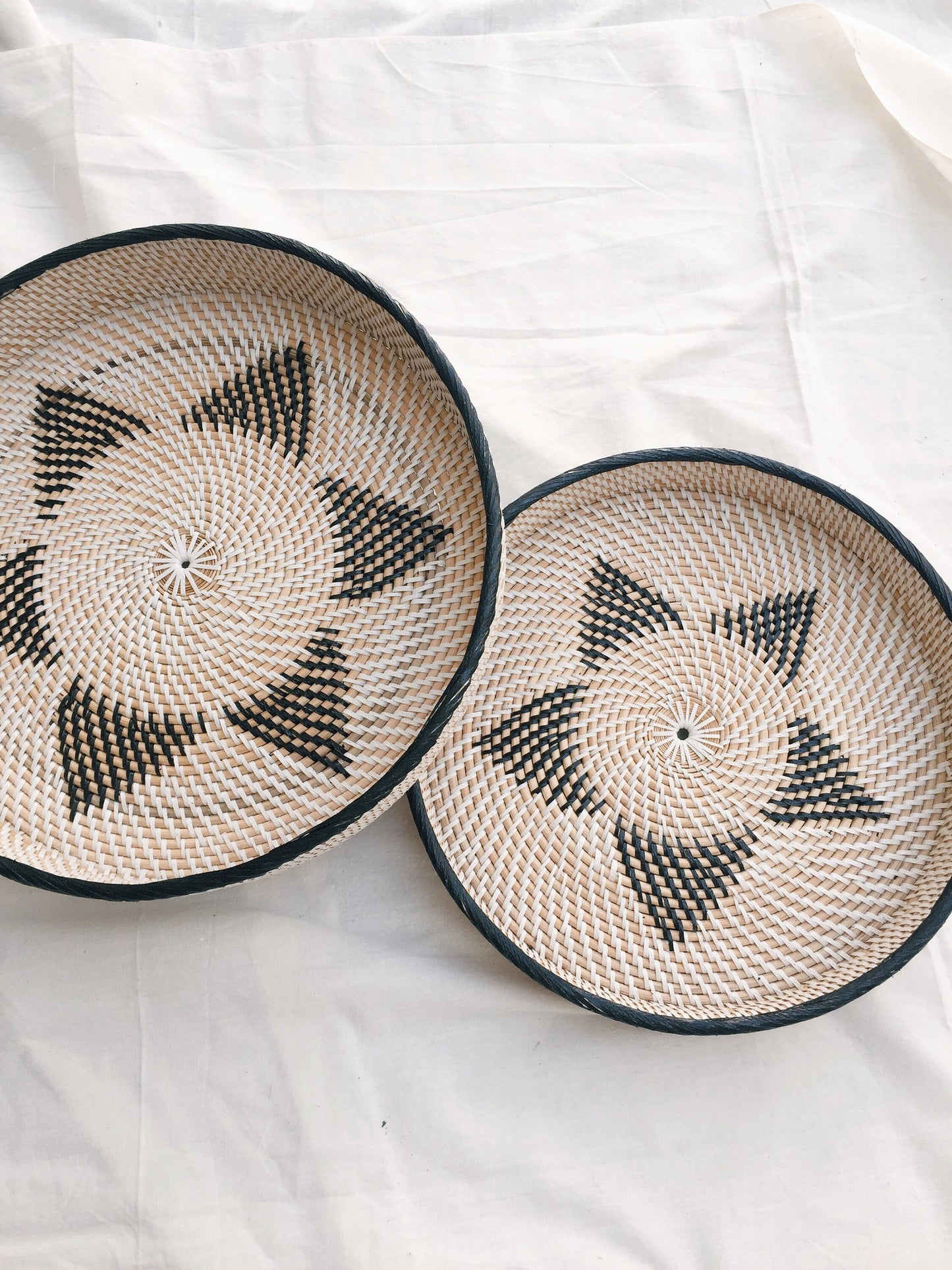 Set of 2 Bali Rattan Tray