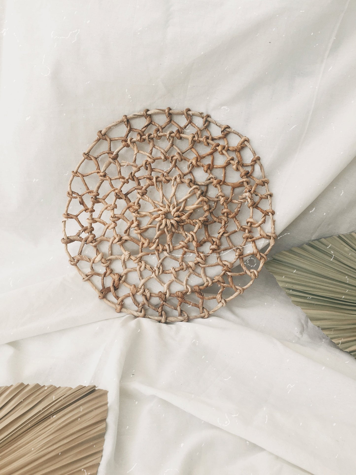 Round Net Hanging Wall Basket