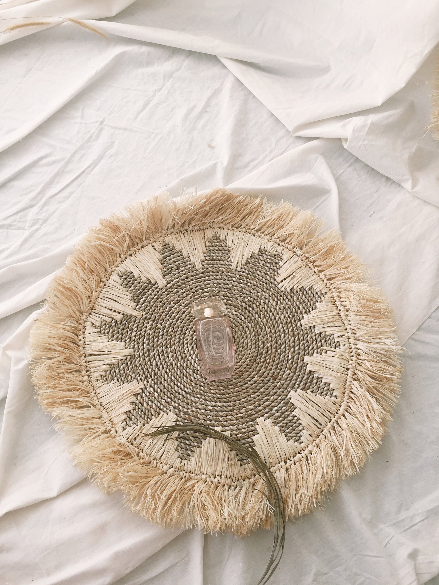 Natural Star Seagrass Wall Decor