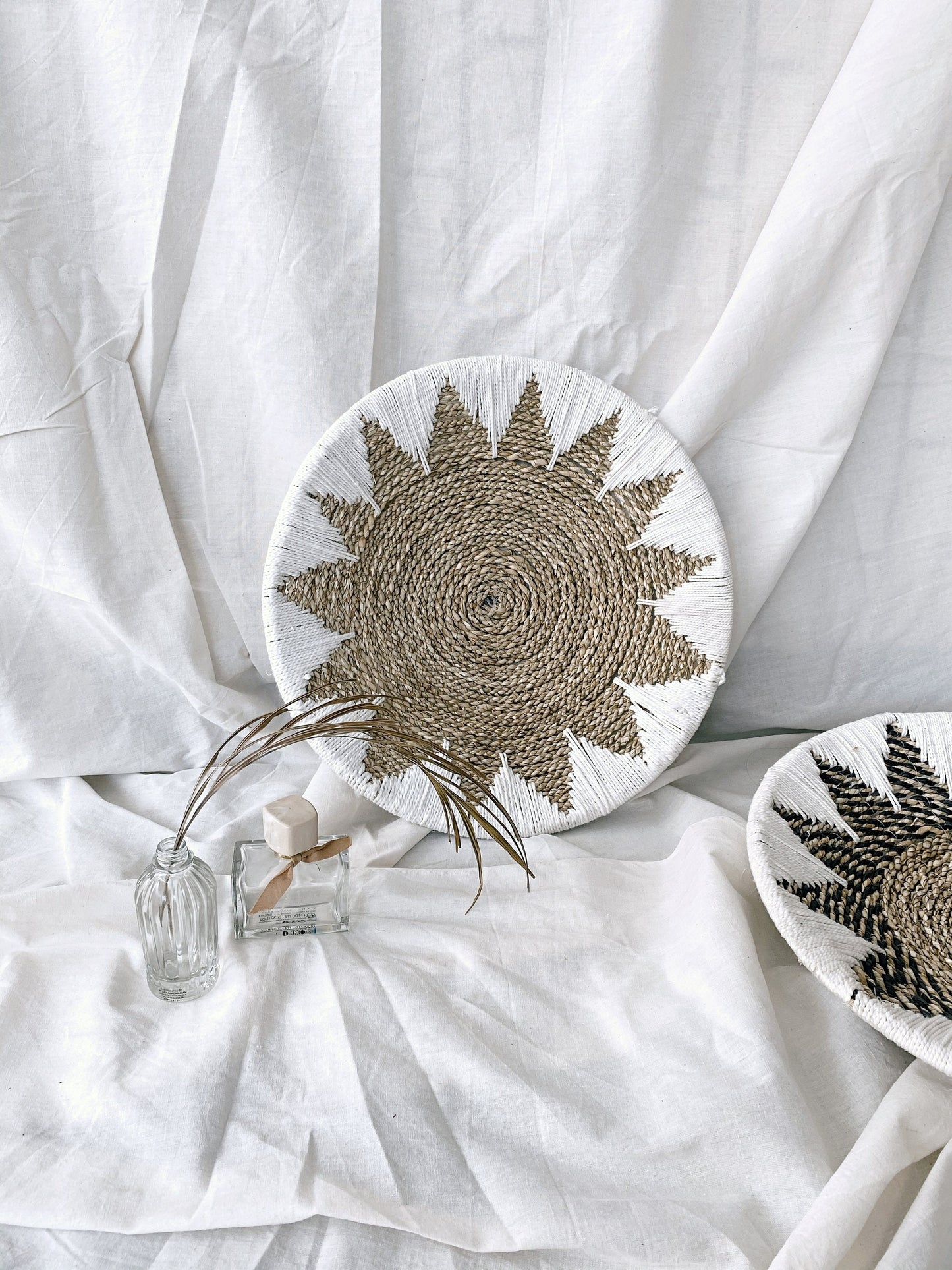 White Star Seagrass Wall Decor