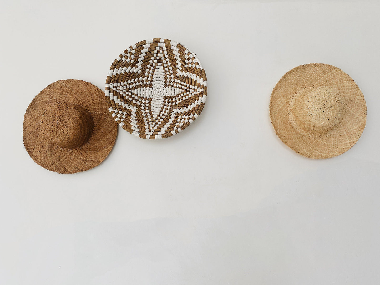 Mendong Star Wall Basket Decor