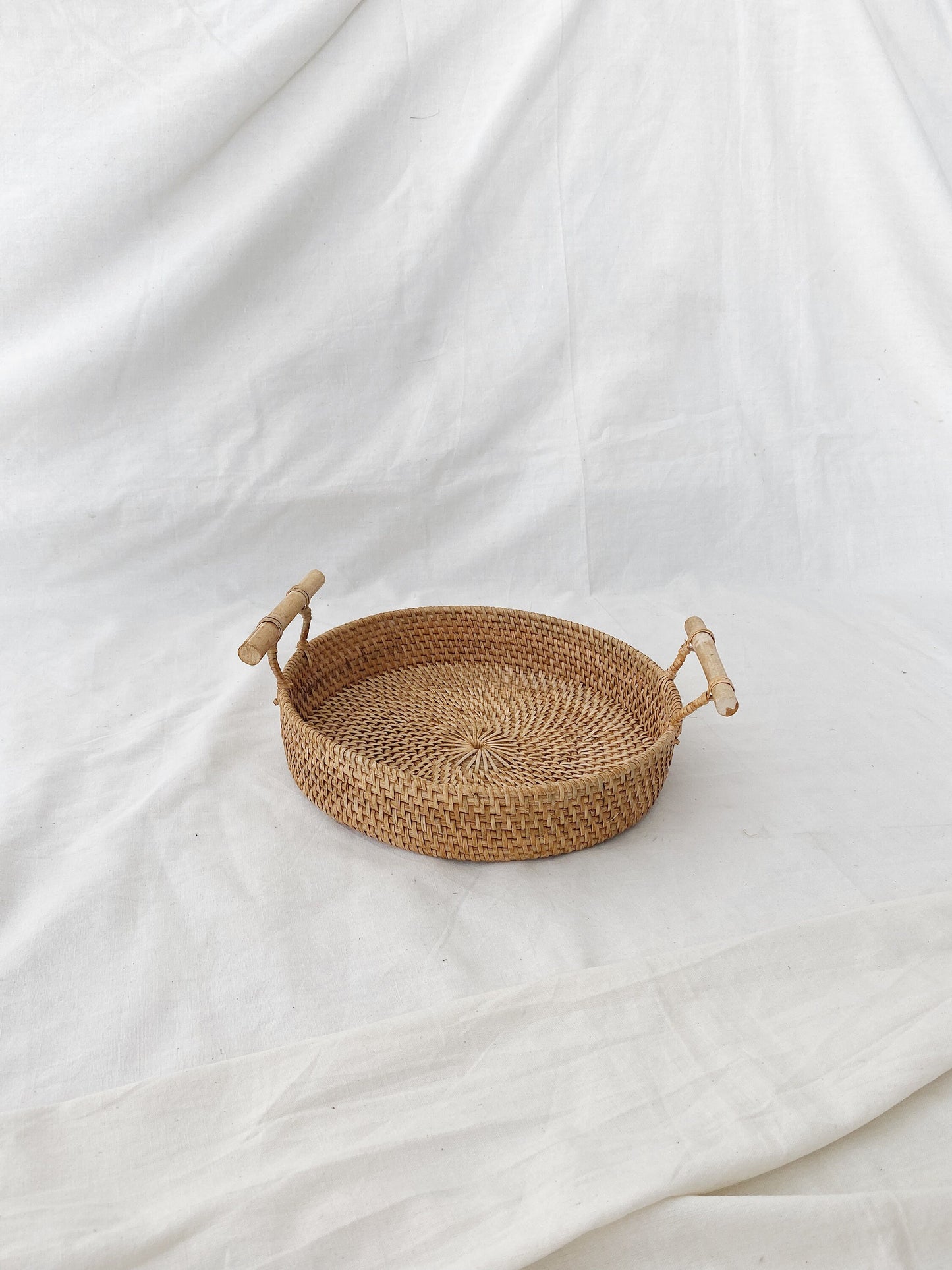 Gili Rattan Tray