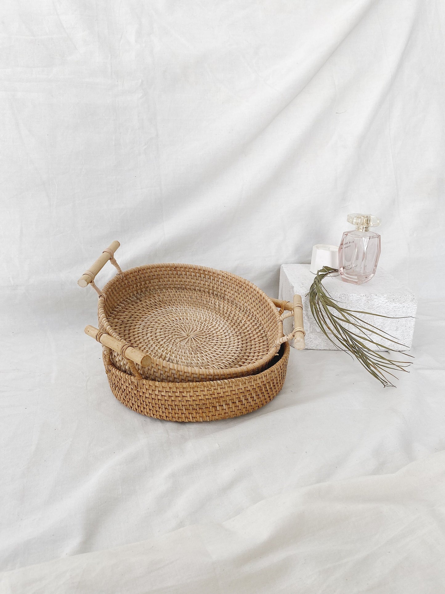 Gili Rattan Tray