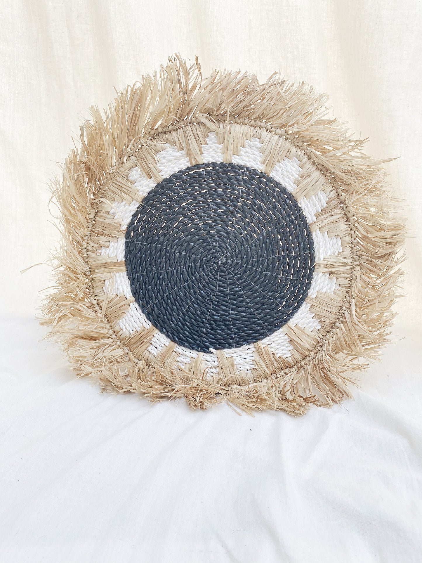 Palu Black Seagrass Fringe