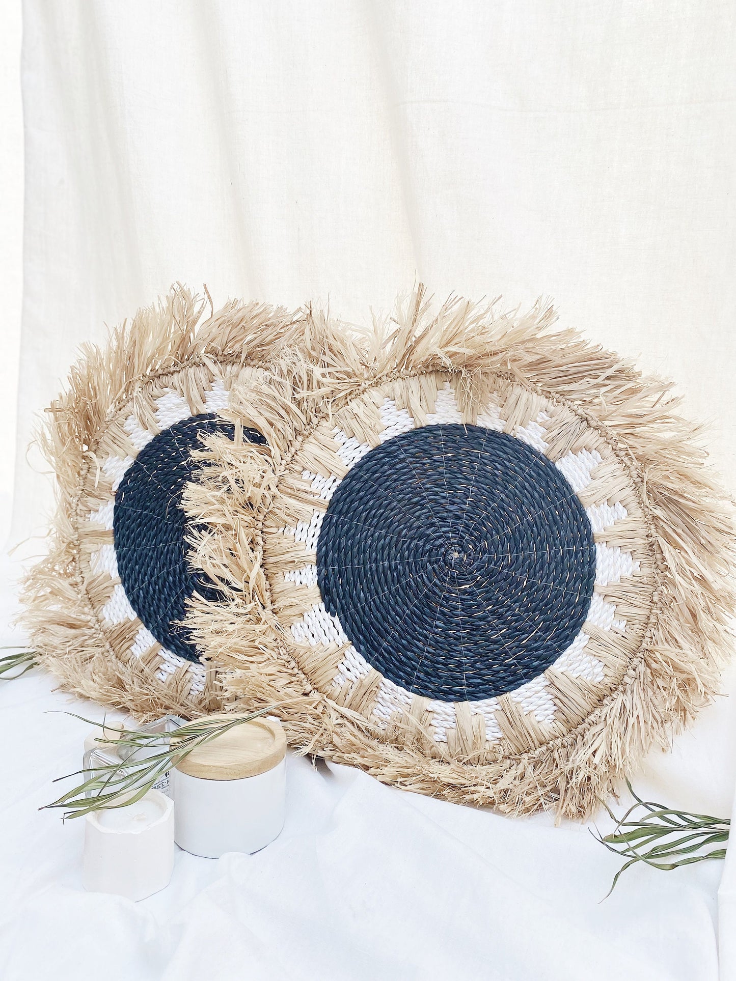 Palu Black Seagrass Fringe