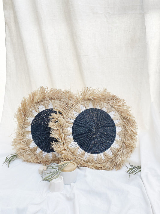 Palu Black Seagrass Fringe