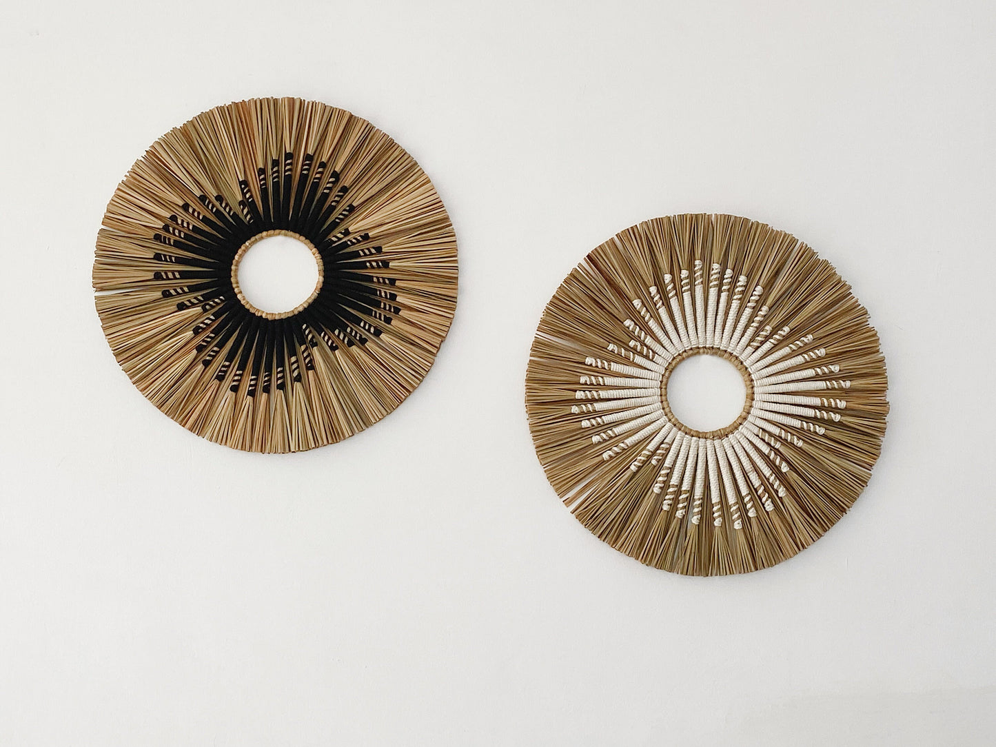 Nias Mendong Macrame Wall Decor