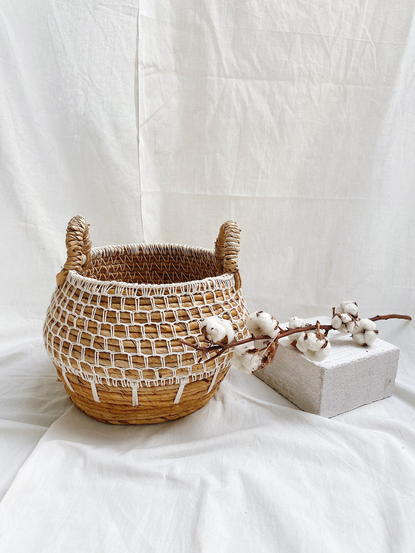 Set of 2 Banda Macrame Baskets