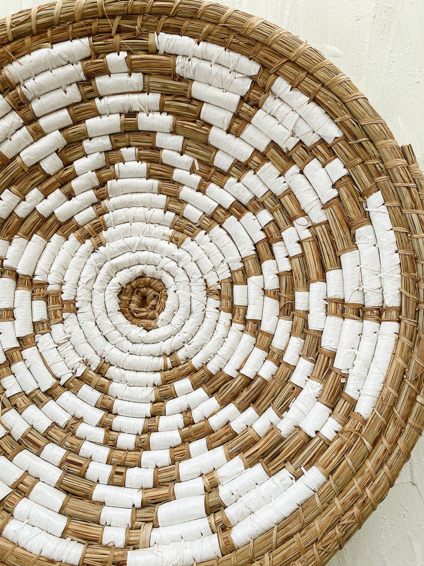 Rawi Mendong Star Wall Basket Decor