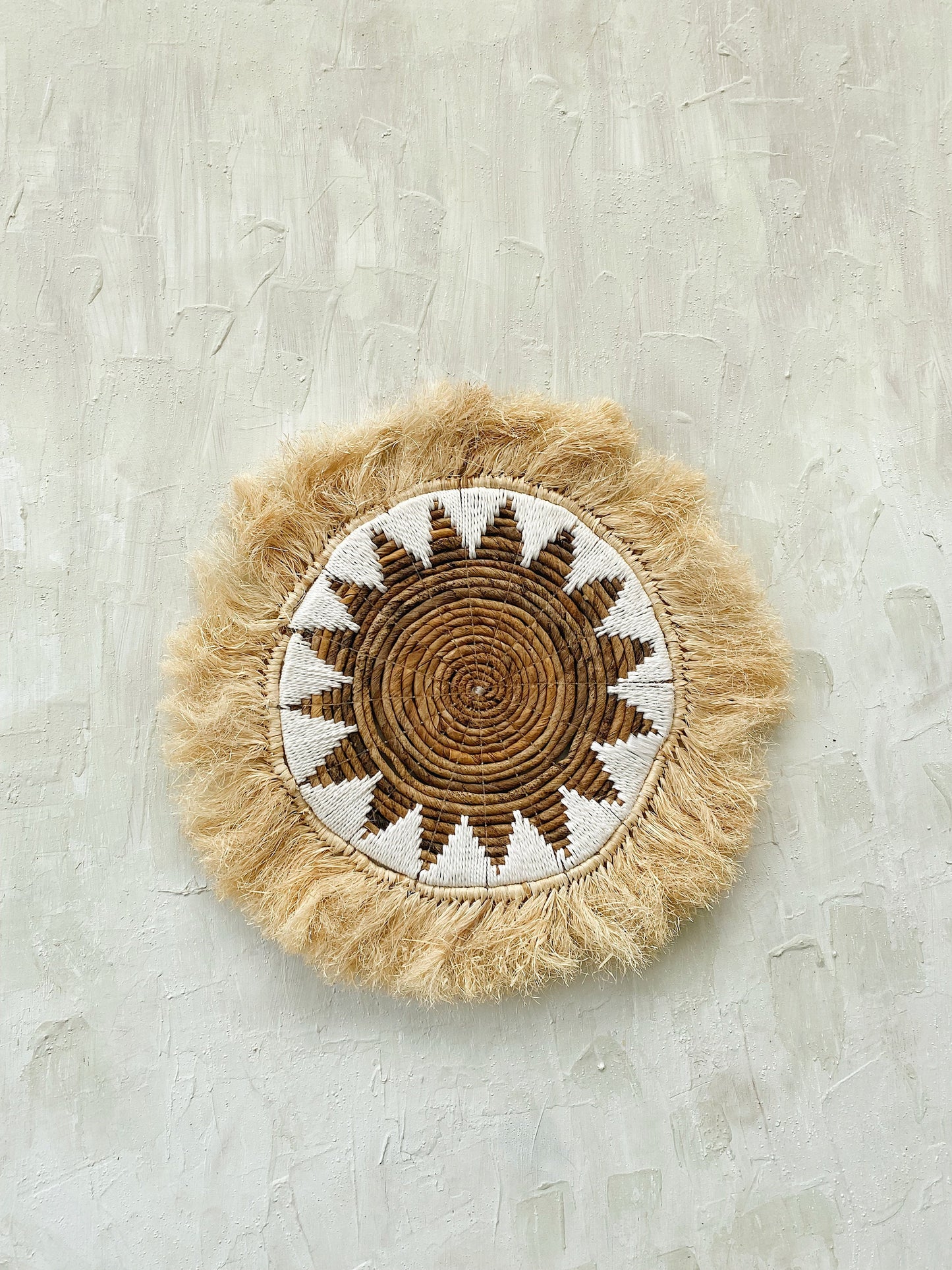 Ulam Fringe Wall Basket