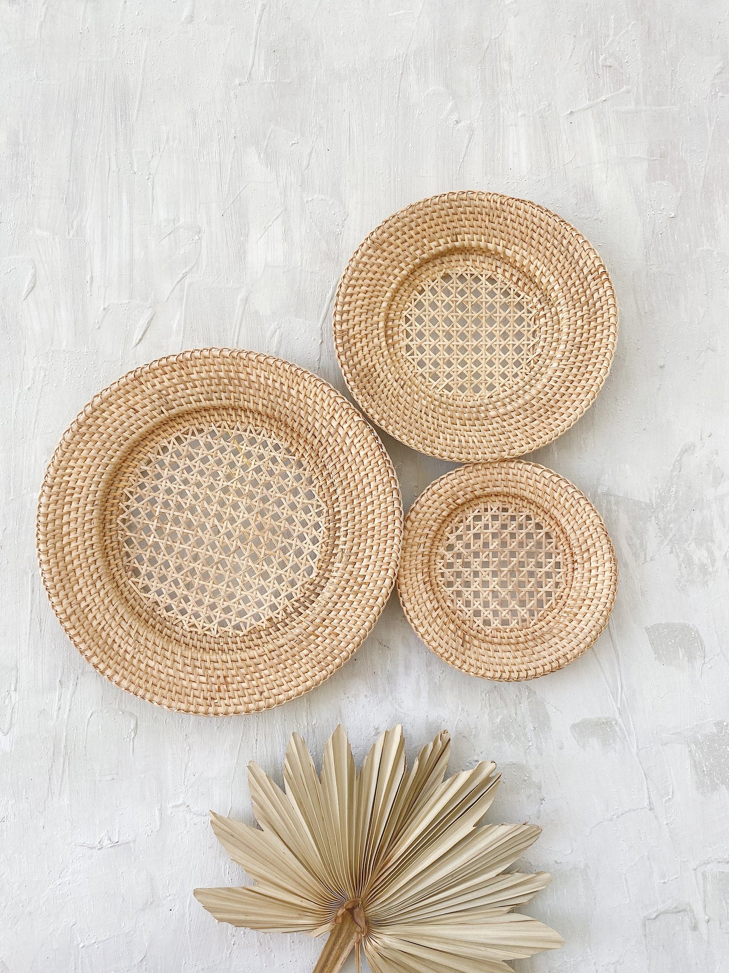 Set of 3 Rattan Plate Charger Wall Basket