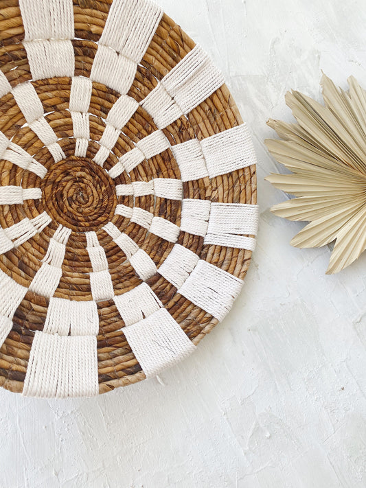 Toba White Macrame Wall Basket