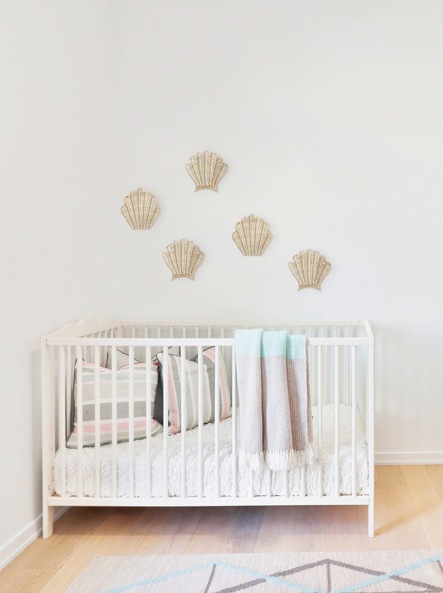 Set of 2 Shell Rattan