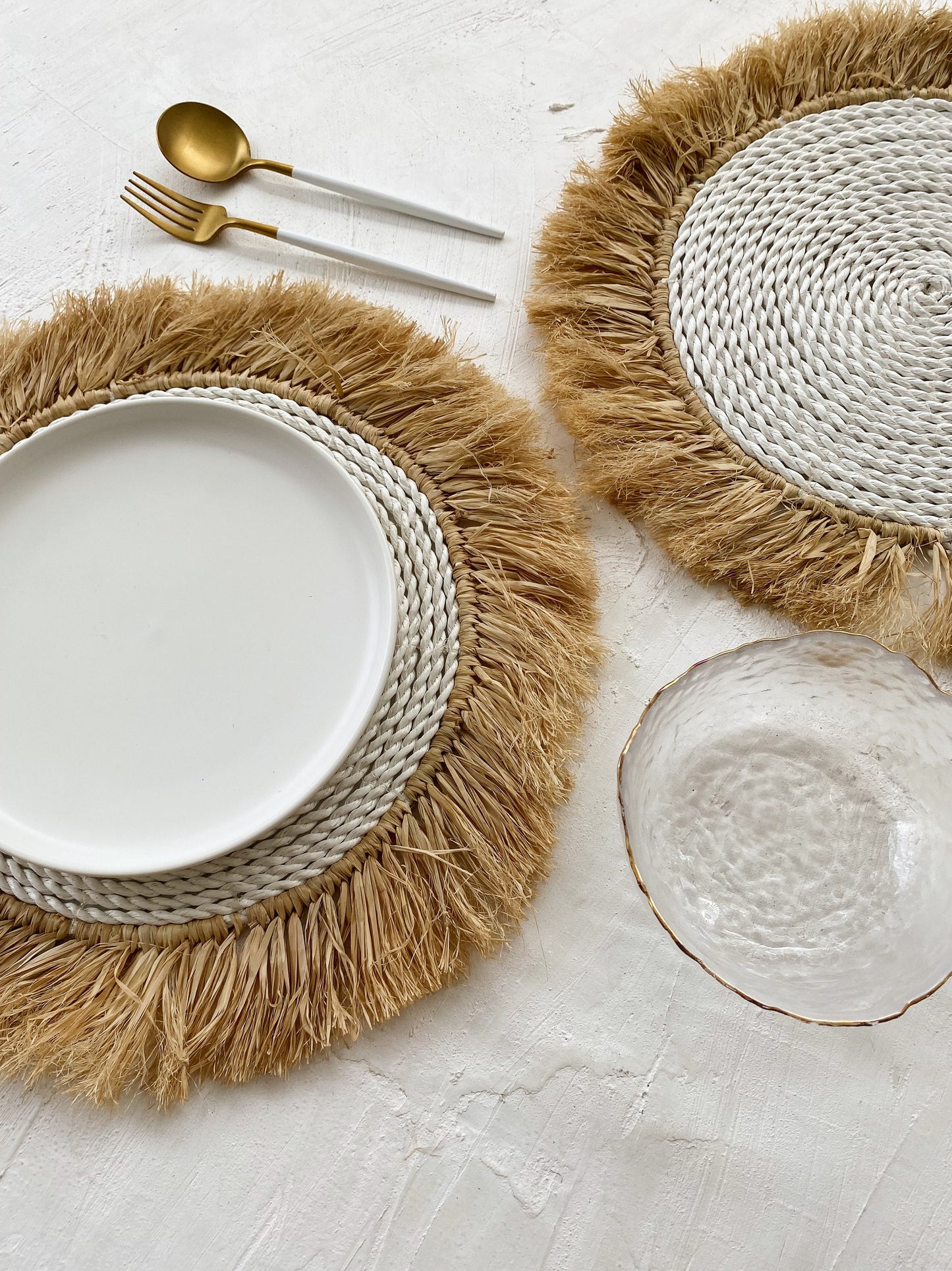 Pura Seagrass Fringe Decor