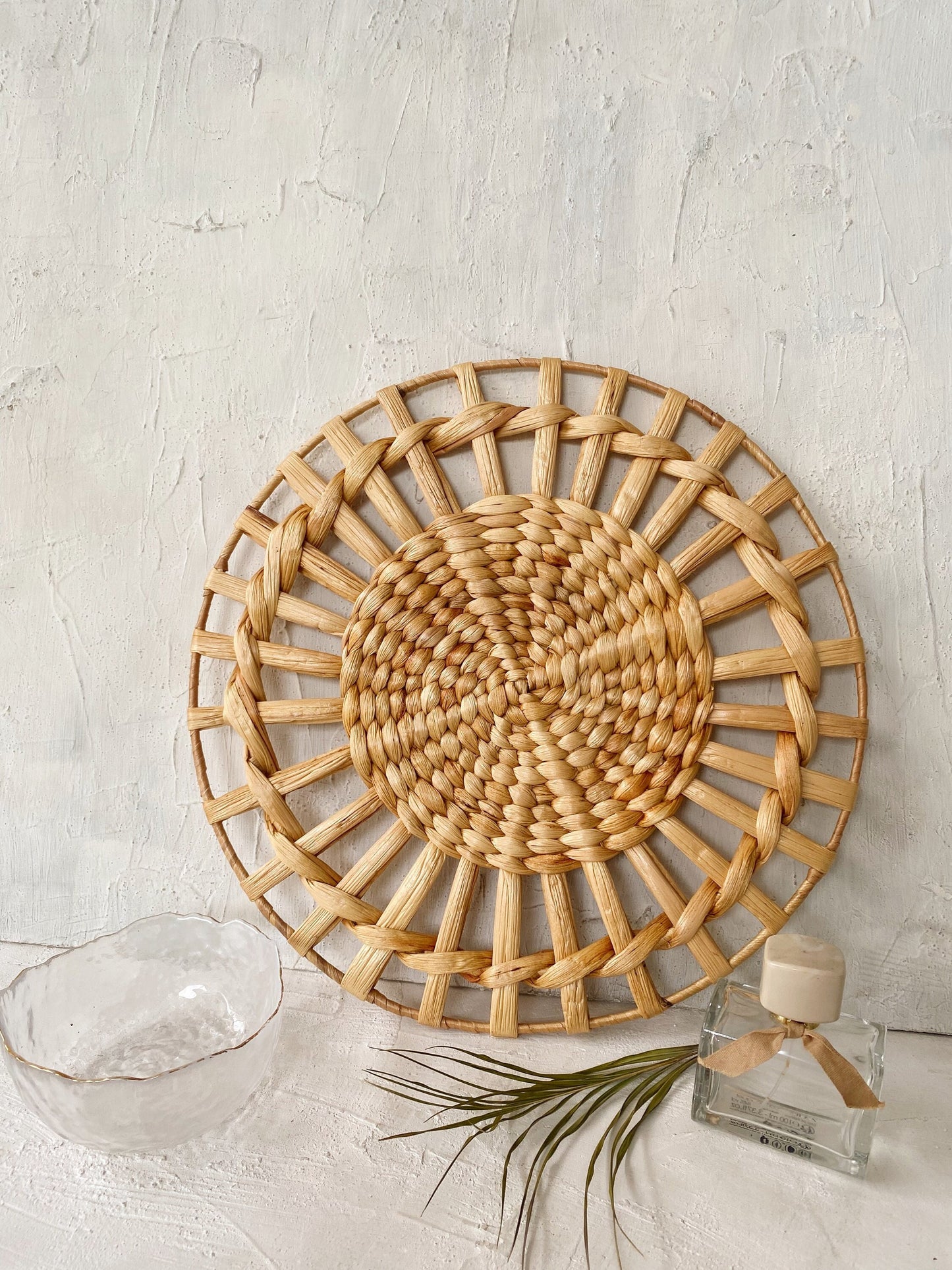 Jari Water Hyacinth Wall Basket