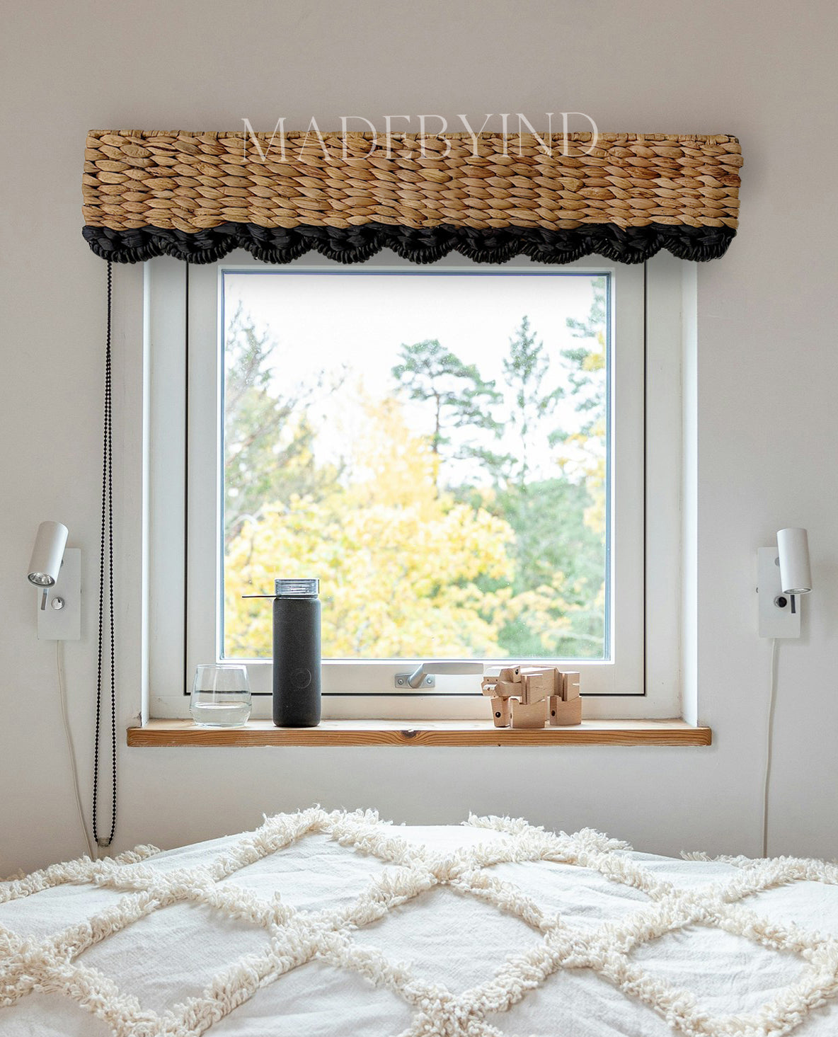 Black Edge Scallop Water Hyacinth Window Pelmet