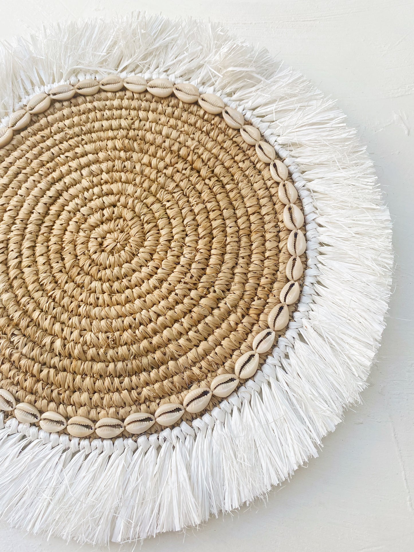 Raffia Shell White Fringe Placemats
