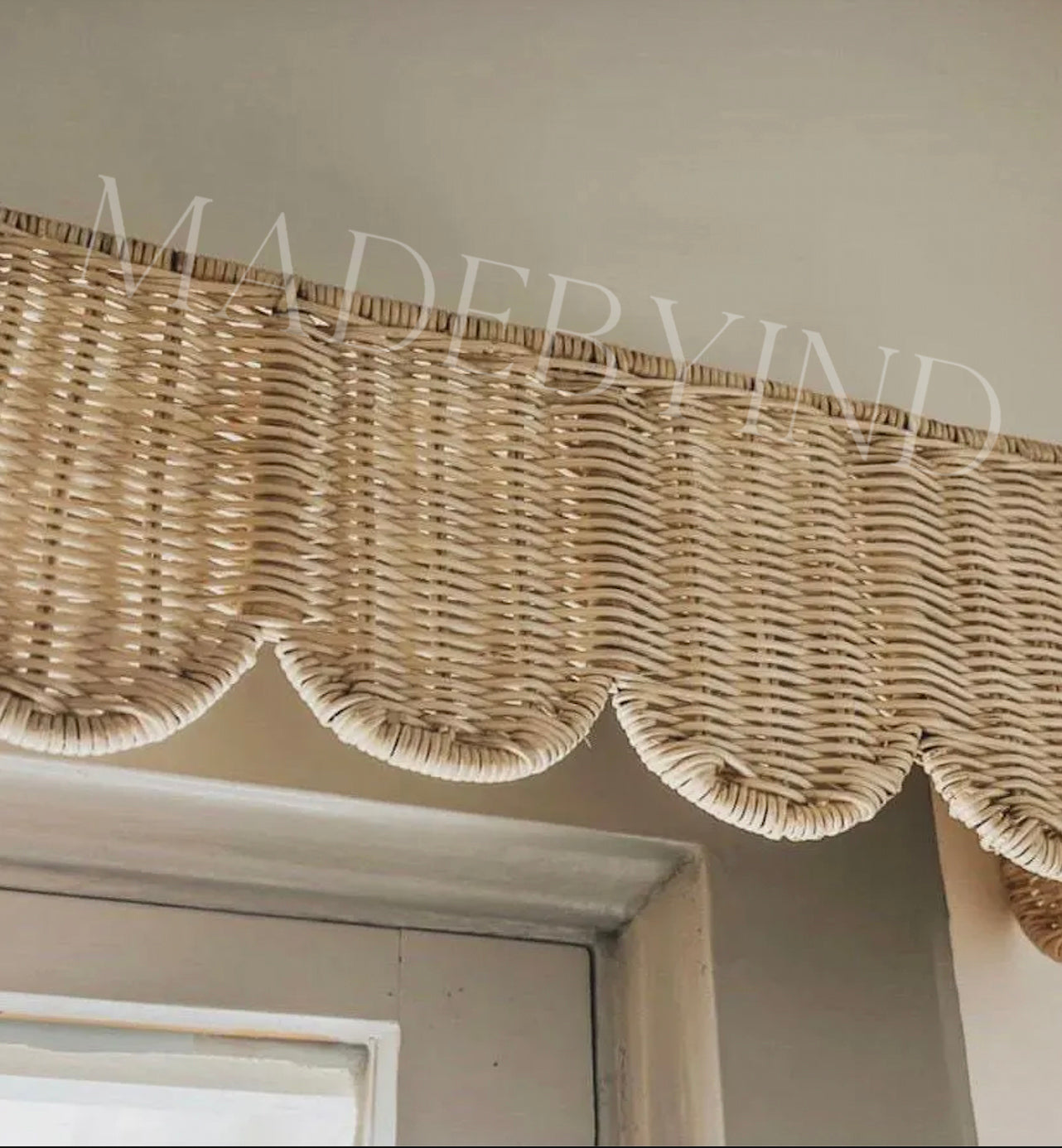 Rattan Scallop Window Pelmet