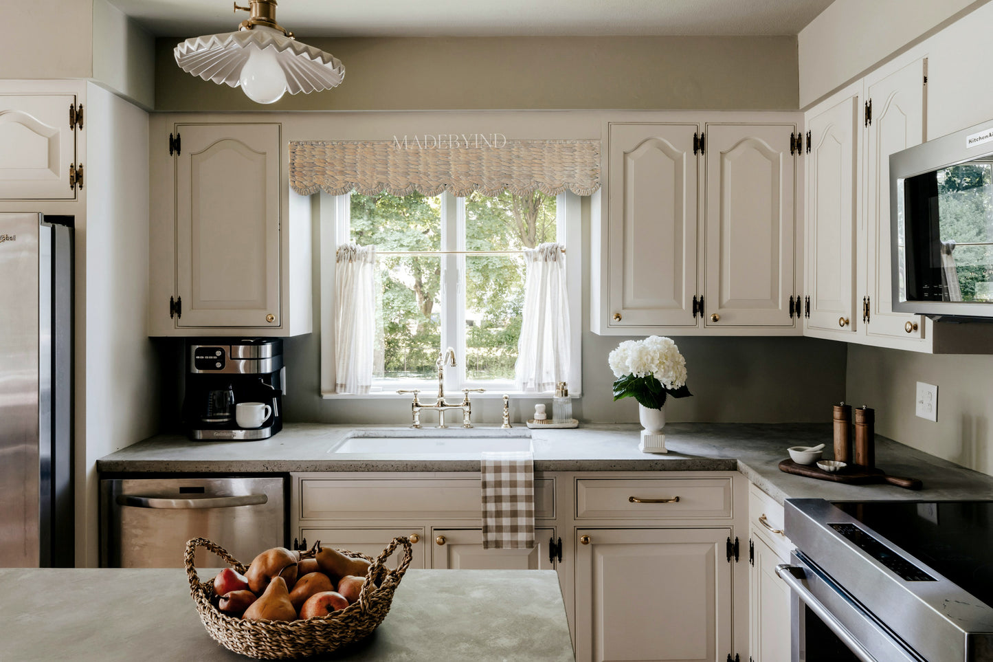 White Water Hyacinth Window Valance