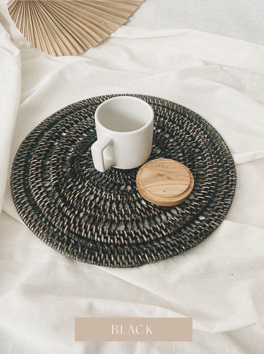 Swirl Rattan Placemats & Wall Decor