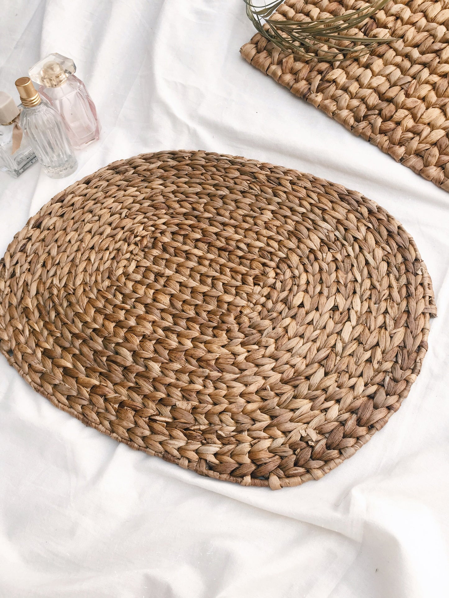 Oval Water Hyacinth Placemats