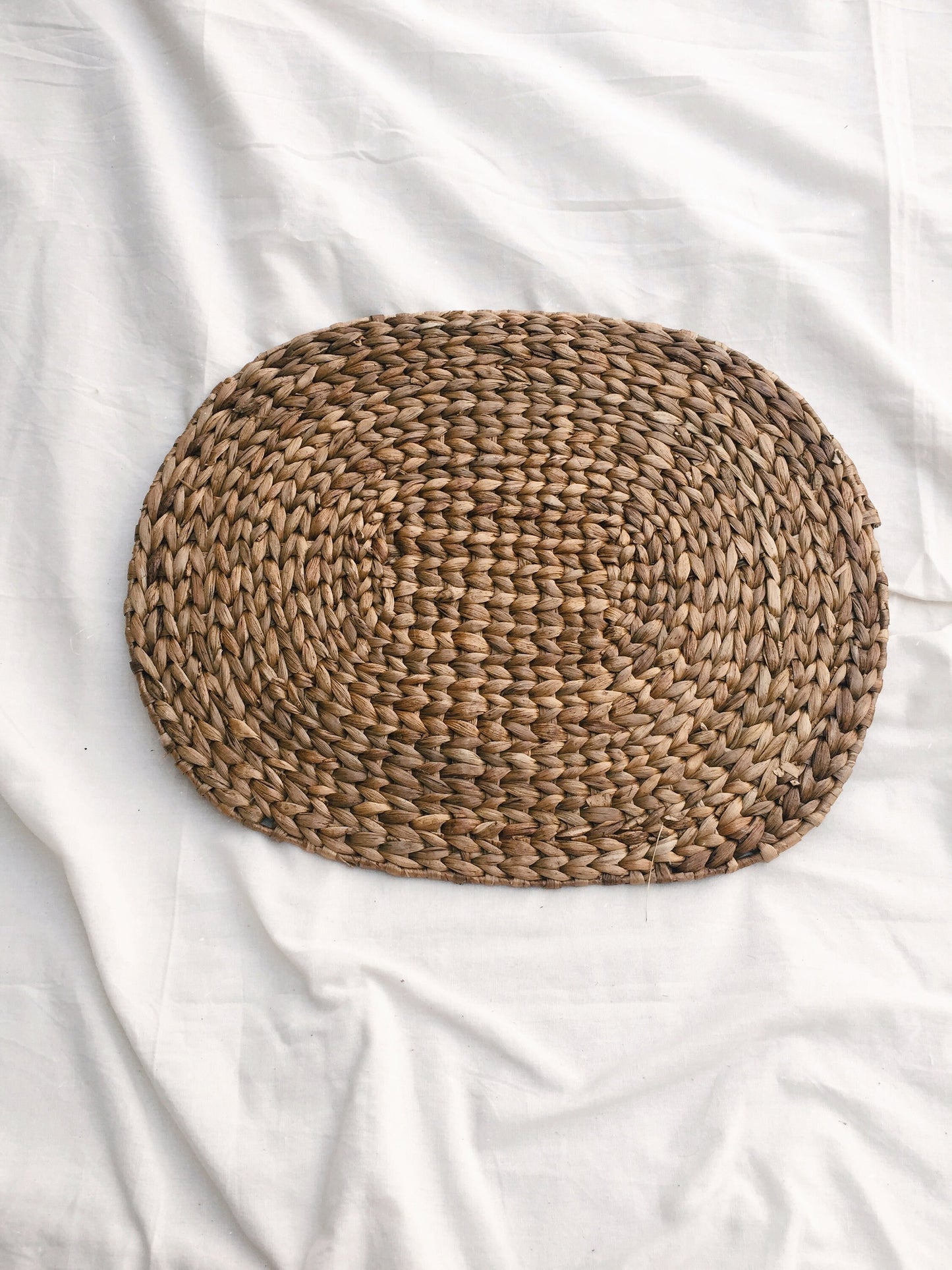 Oval Water Hyacinth Placemats