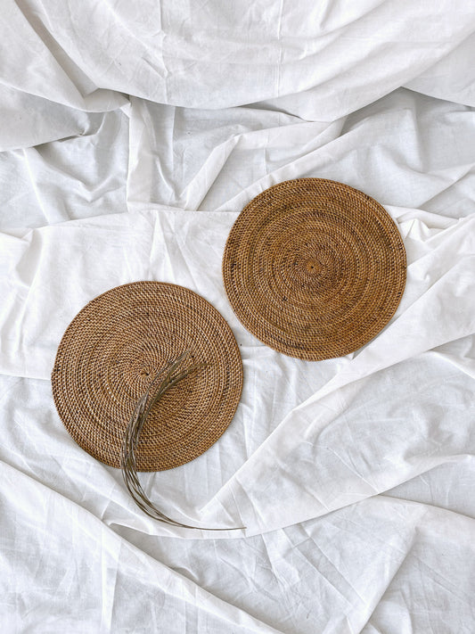 Round Ate Placemats