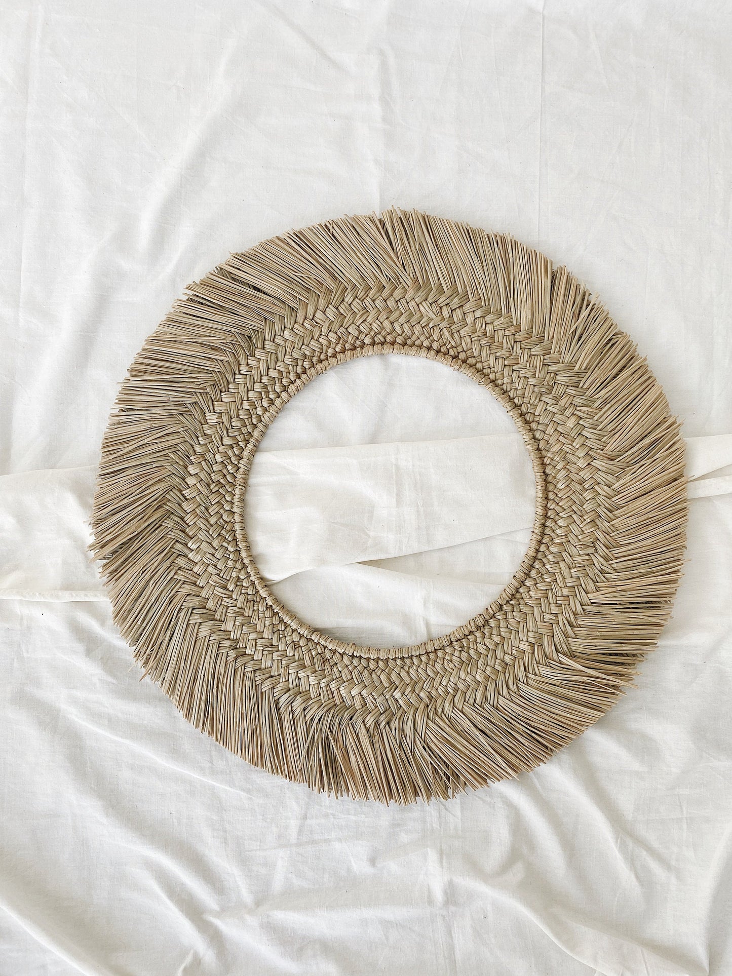 Mendong Big Round Wall Decor