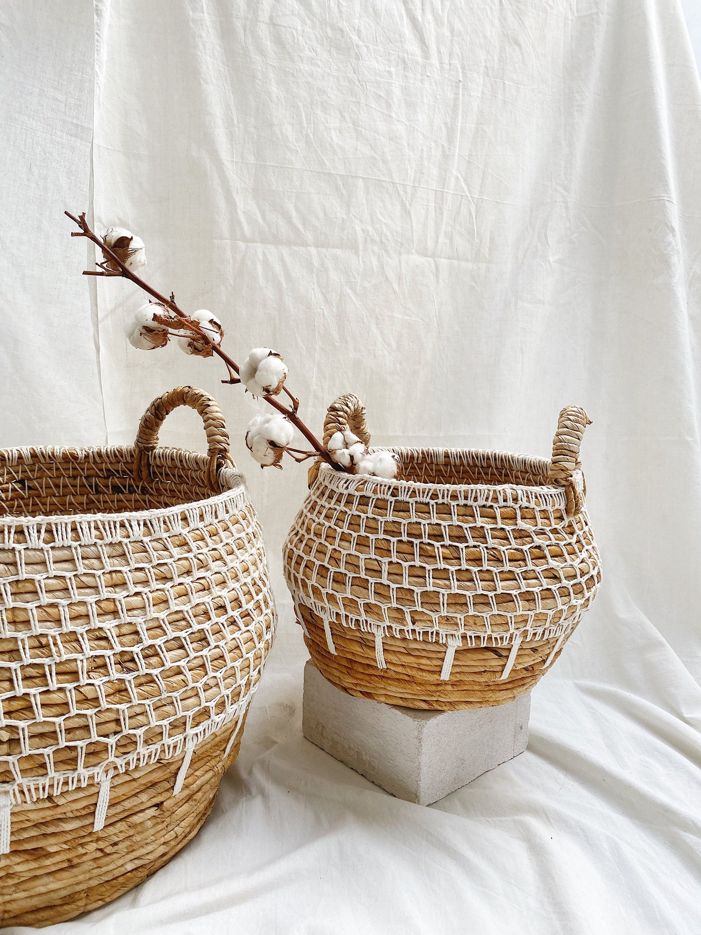 Set of 2 Banda Macrame Baskets