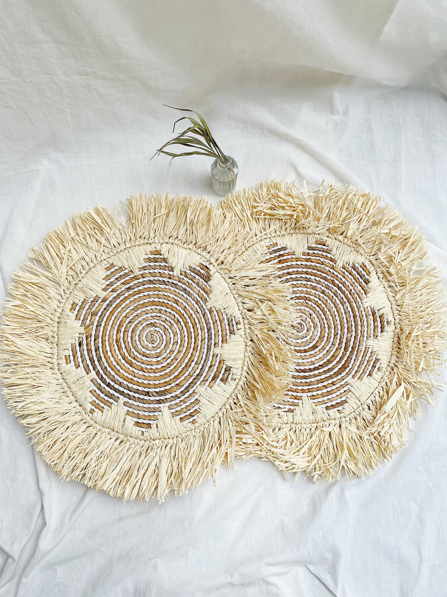 Twist Bleach Fringe Wall Decor