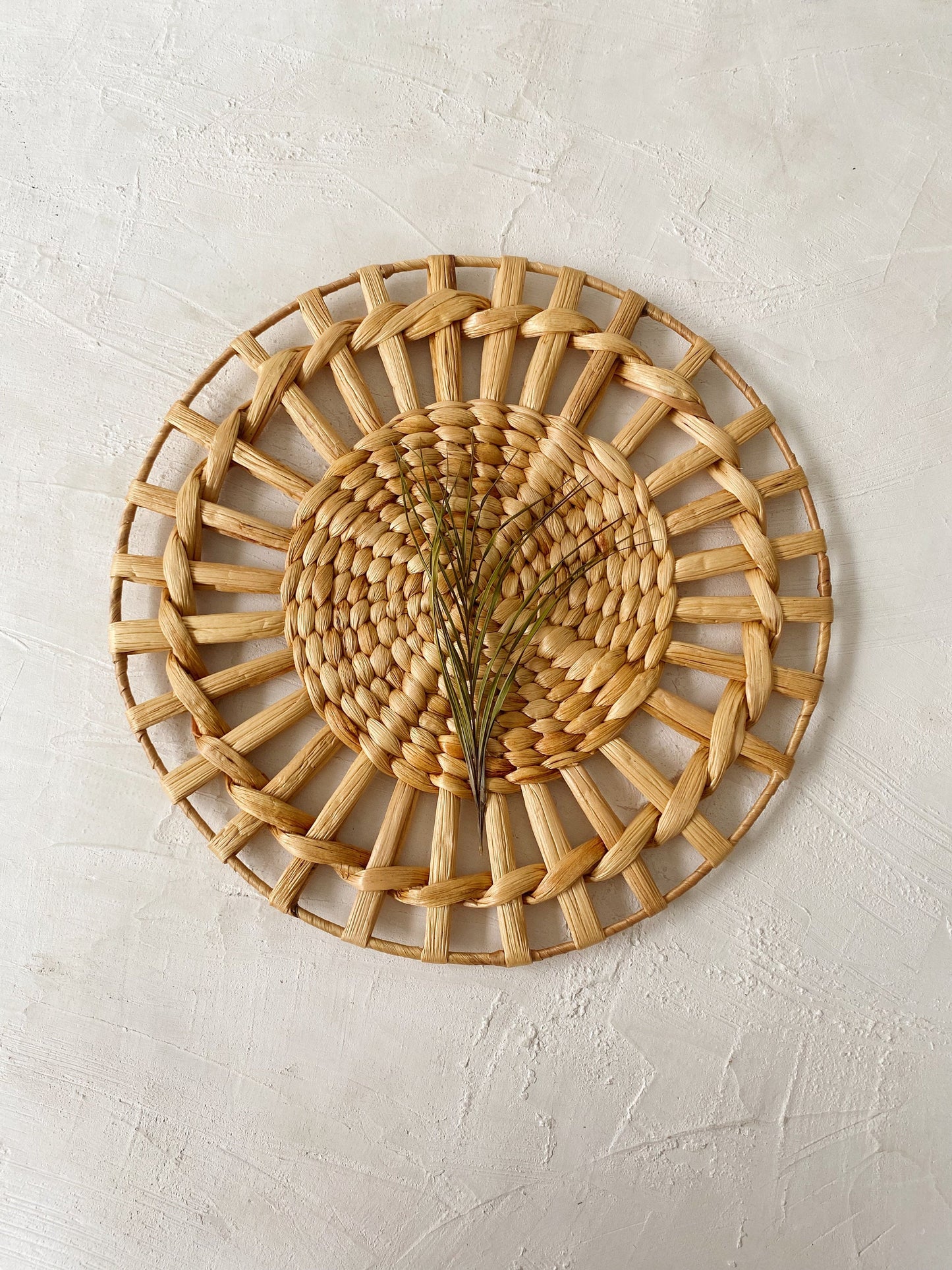 Jari Water Hyacinth Wall Basket